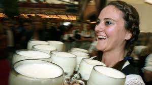 Vier Verlosungen zur Altöttinger Hofdult: Biermarkerl und "Dult-Packerl" zu  gewinnen!