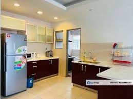 Suria jelatek is a luxury condominium, expatriates like its location because it is only 2.5 km from klcc and 5 minutes walking distance to jelatek lrt station. Suria Jelatek Residence For Sale Rm500 000 By Rhymee Mohammad Edgeprop My
