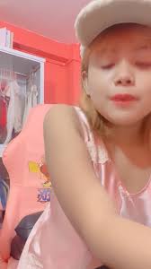 let_s talk a little bit guys 🍎😀