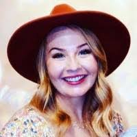 Casey Munoz's Instagram, Twitter & Facebook