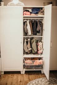 Ikea Plasta System Fur Den Flur Kleiderschrank Kinderzimmer Kinder Kleiderschrank Hemnes Kleiderschrank