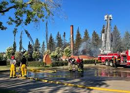 Morinville is a city of about 10,000 people (2016) in the edmonton capital region. Htrnujrusfofzm