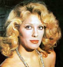 Tere VELÁZQUEZ : Biography and movies