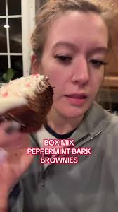 Peppermint Bark Brownies: Easy Dessert Recipe