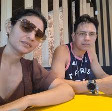 Bientôt moins de vacances pour les élèves ? Emmanuel Macron veut "rouvrir"  la "question du temps scolaire" ➡️ https://l.ladepeche.fr/VtBM