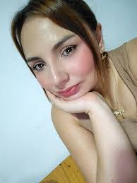 Angela Puente's Instagram, Twitter & Facebook