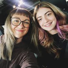 Girls who love statement hoops should own one of these 🩶💛 Shop our RUE  Chunky Hoop Earring. 5mm width. 20mm size! ₱300 only. ✨ . . . #hoops  #earrings #reels #aesthetic