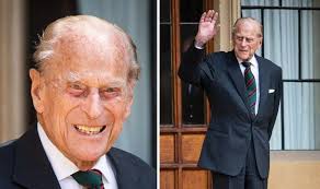 Prinz philip in klinik eingeliefert. Prince Philip Health Duke Looks Several Decades Younger In Latest Snaps Royal News Express Co Uk