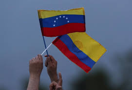 Tamaño de la fuente disminuir el tamaño de la fuente aumentar tamaño de la fuente. Banderas De Venezuela Y Colombia Agencia Ip