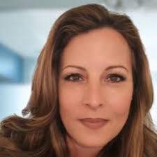 Nicole Saltzman's Instagram, Twitter & Facebook