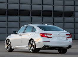 Ford fusion hybrid the 2018 ford fusion hybrid is a midsize sedan offered in four trim configurations. 2018 Honda Accord Debuts With Turbo Engines Drive Arabia