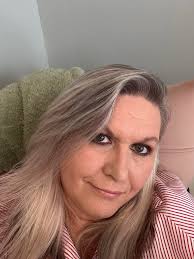 Today, is 9 years since my husband passed away suddenly from a severe  asthma attack. He was only 47. I was 34 then and pregnant with our 3rd. I  am 43 now.