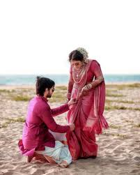 30 Bridal Kanjeevaram Sarees I M Loving This Month Frugal2fab Wedding Couple Poses Indian Wedding Couple Kerala Wedding Photography