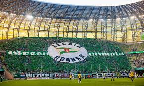 Obszerne archiwum, które zawiera bilety, zdjęcia, proporce, plakaty, szale, ziny. Postingan Instagram Lechia Gdansk Dibanjiri Komentar Pedas Netizen Indonesia
