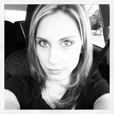 Laura Peeler's Instagram, Twitter & Facebook