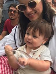 Ficaram prontas as fotos! Em agosto, Ícaro foi batizado pelo reverendo Aldo  na Igreja Anglicana, cercado de amor e bênçãos. Gustavo e Cíntia, seus  padrinhos, agora fazem parte dessa caminhada de fé