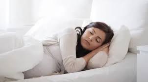 Dan bermimpi dikejar buaya hitam itu juga bisa sebagai pertanda buruk, bahwa akan ada kecewa atas nasib yang akan anda alami. Bermimpi Melihat Ular Saat Hamil Pertanda Apakah Lifestyle Fimela Com