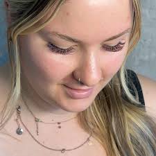 We added some blue, pink and purple to this brown lash set, how pretty are  they? The sun makes them pop and I'm obsessed. Fresh brow wax by me as  well!🫶🏻