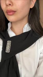 Bronwyn Marshall (@bfore): "Can't stop styling all my sweaters this way!"