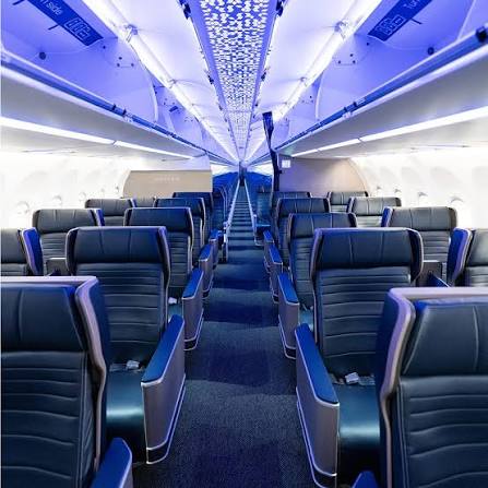 United Wants To Remove The Middle Seat But Only For Passengers Who Pay More