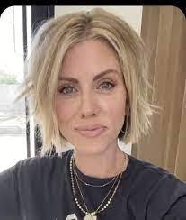 Barbara Oblinger's Instagram, Twitter & Facebook