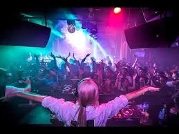 Rogo's adalah restoran roller coaster terbesar di dunia. Mari Belajar Kehidupan Dari Dunia Malam Halaman 1 Kompasiana Com