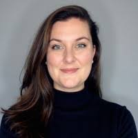 Donna Pariseau's Instagram, Twitter & Facebook