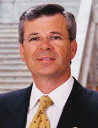 2007 High-quality medical services improve the region's health and economy.