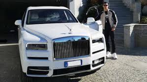 Cristiano ronaldo new car is bugatti chiron.cristiano ronaldo's new car are from brands like ferrari,porsche,mclaren cristiano ronaldo's car collection 2020. Cristiano Ronaldo Car Collection Bugatti Chiron To Rolls Royce Cullinan