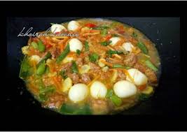 Ada beberapa hal yang sedikit banyak berpengaruh terhadap kualitas rasa dari gulai telur puyuh bumbu kuning, mulai dari jenis bahan, lalu pemilihan bahan segar, sampai cara membuat dan menghidangkannya. Cara Gampang Membuat Telur Puyuh Bumbu Kuning Enak Resep Oma