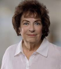 Kaye Fulton's Instagram, Twitter & Facebook