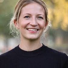 Anna Cowie (@BotAnnacal)