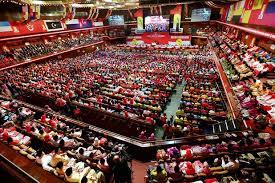 Asalnya bangunan 42 tingkat ini dinamakan bangunan tunku abdul rahman dan menara dato' onn. Galeri Merah Putih Umno Sekitar Perhimpunan Agung 2014