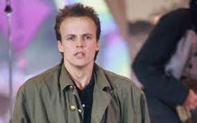 Hubert kah is a german synthpop band, led by hubert kemmler (born 22 march 1961 in reutlingen). Depressiv Verletzlich Bekloppt Und Ein Toller Musiker Hubert Kah Woschele S Year Abroad