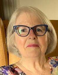 Lorraine Fordham's Instagram, Twitter & Facebook