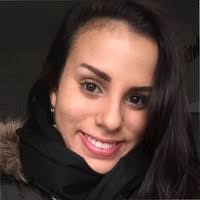 Beatriz Lange's Instagram, Twitter & Facebook