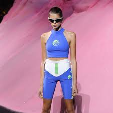 Best gifts for 14 year old girls in 2021 curated by gift experts. Gifts For Sporty Girls Popsugar Fashion