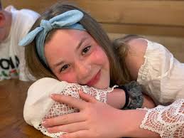 Danielle Kinder (@dkinder22) • Instagram photos and videos