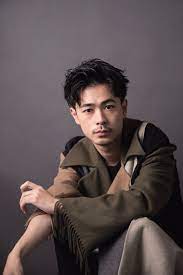 カツベン 成田凌 周防監督から楽しむこと学んだ エンタメ nikkei style メンズ 髪 メンズヘアスタイルショート メンズ ヘアスタイル
