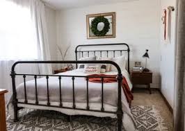 Cute dorm decorating ideas for girls. 7 Farmhouse Bedroom Decor Ideas Modern Rustic Style