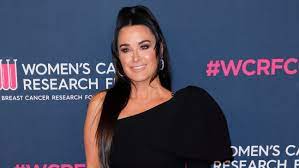 Kyle richards is recovering from a scary weekend. Kyle Richards Reveals Covid 19 Diagnosis The Hollywood Reporter
