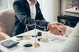 Four Tips for Choosing a Divorce Attorney in Illinois | Lombard Divorce Lawyer