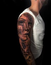 Introduction to a tattoo artist at Studio 819