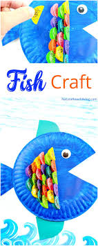 Super Cute Paper Plate Fish Craft For Kids Natural Beach Living Rainbow Fish Crafts Craft Activities For Kids Fish Crafts