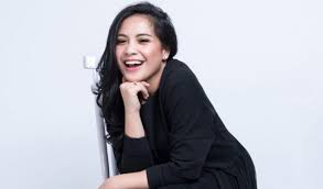 Karena nagita slavina, pns mendadak viral di twitter. Nagita Slavina Height Weight Body Measurements Biography