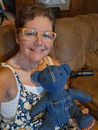 Lady makes teddy bears for her pet rat.