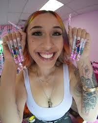 Monique Keels's Instagram, Twitter & Facebook