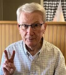 Frank Lux's Instagram, Twitter & Facebook