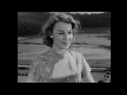 Eigentlich françoise gautsch) ist eine französische schauspielerin. Francoise Arnoul Interview 1956 Youtube