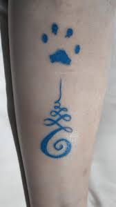 My Deceased Kitty S Paw Print And An Unalome Done By Denzelle Bailey At The Elektrik Chair In Wichita Ks Tattoos